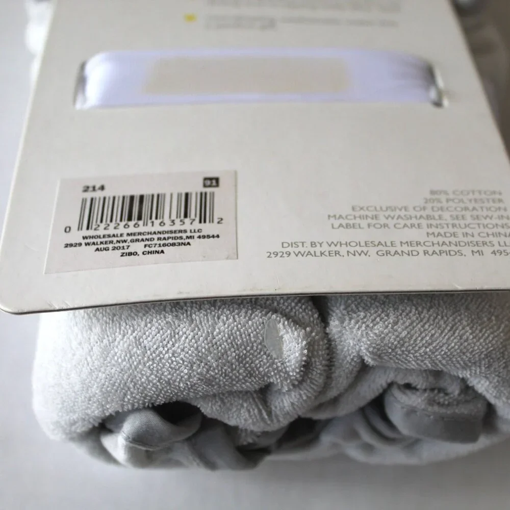 Falls Creek Unisex Baby 4 Piece Bath Set Elephant Hooded Towel & 3 Wash Cloths
